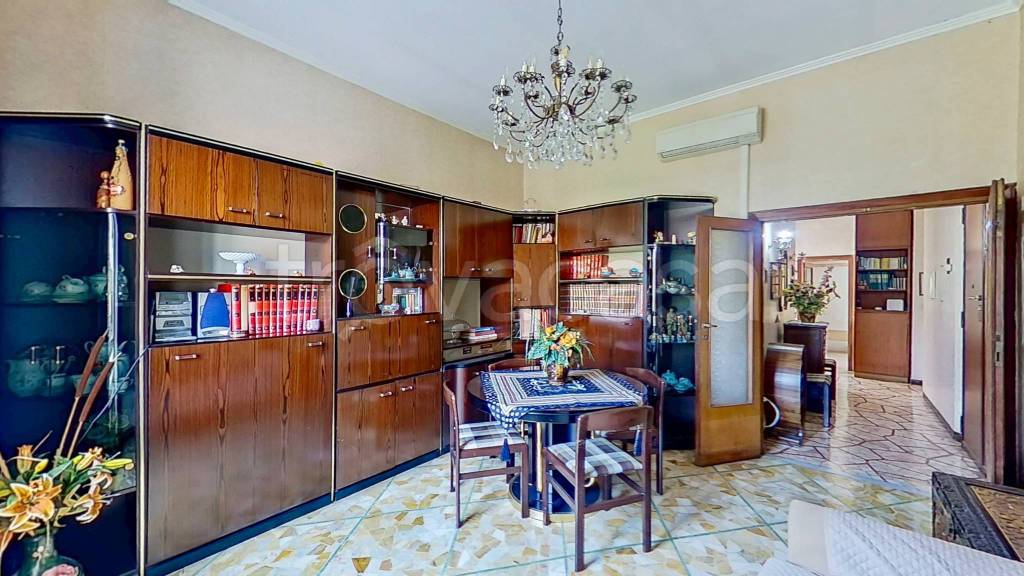 appartamento in vendita a Roma in zona Ostiense