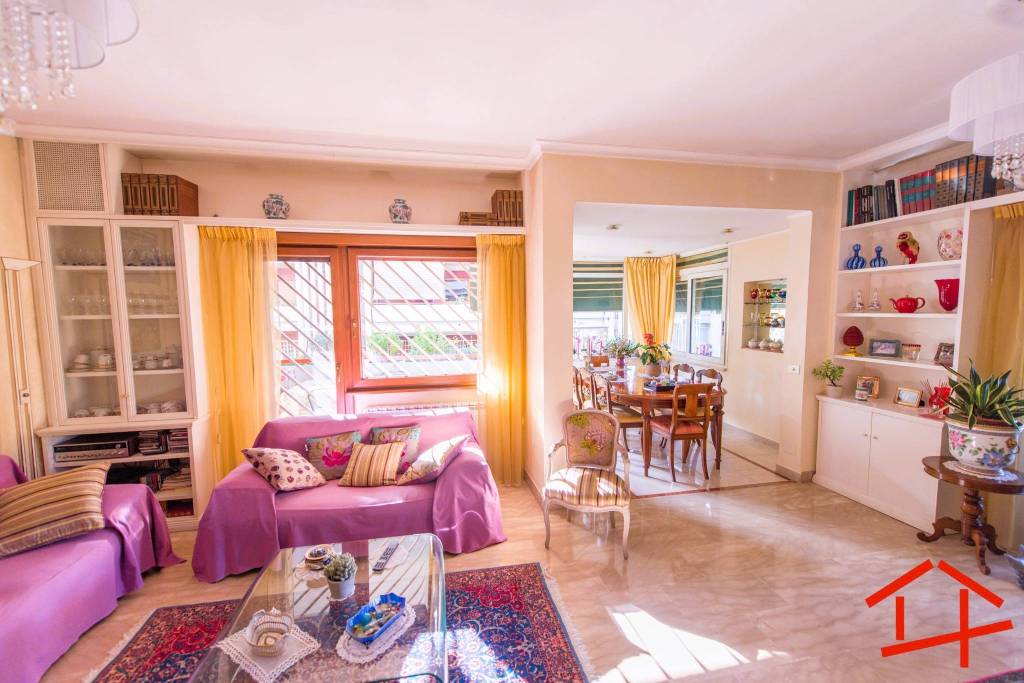 appartamento in vendita a Roma in zona Giuliano Dalmata