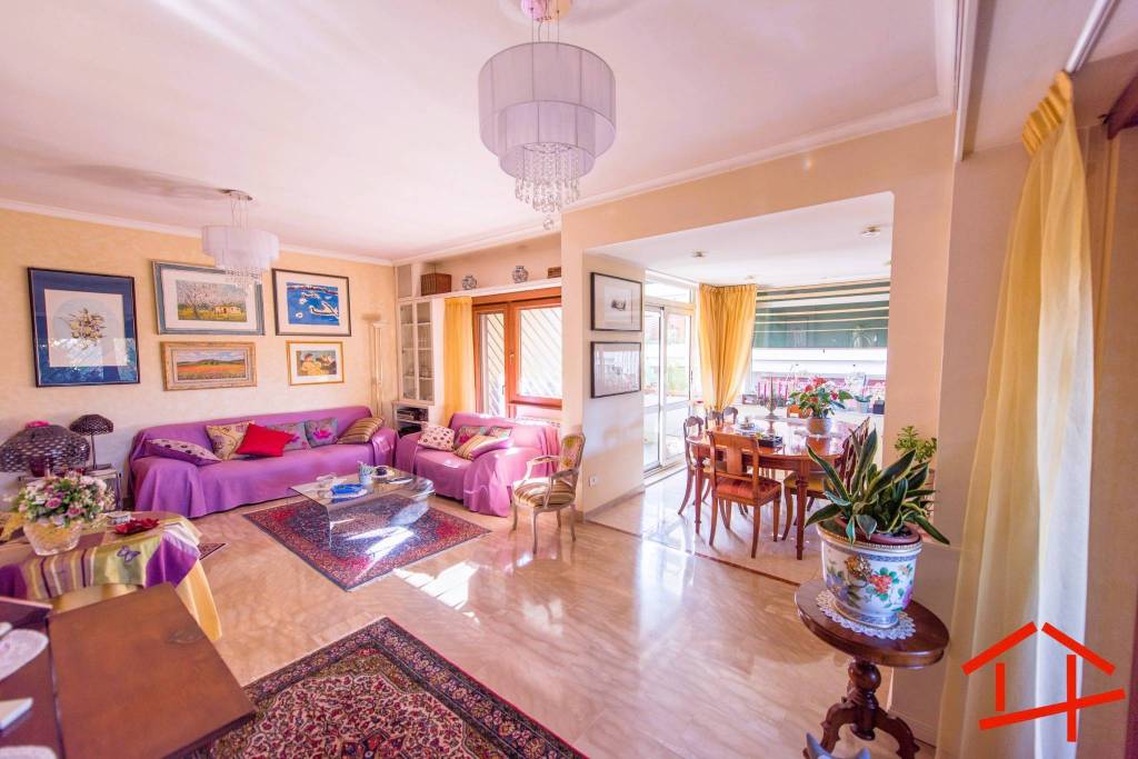 appartamento in vendita a Roma in zona Giuliano Dalmata