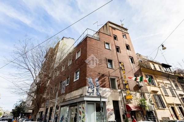 appartamento in vendita a Roma in zona Esquilino