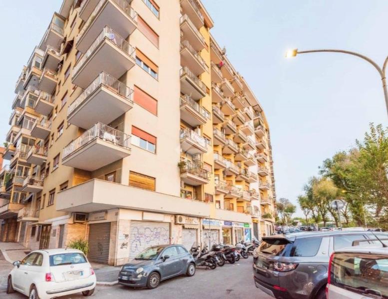 appartamento in vendita a Roma in zona Collatino