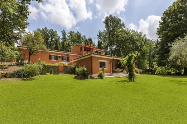 casa indipendente in vendita a Roma in zona Olgiata