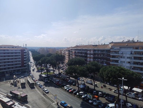 appartamento in vendita a Roma in zona Tuscolano