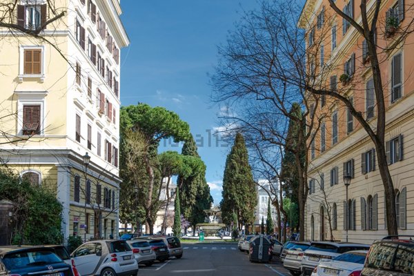 appartamento in vendita a Roma in zona Rione Prati