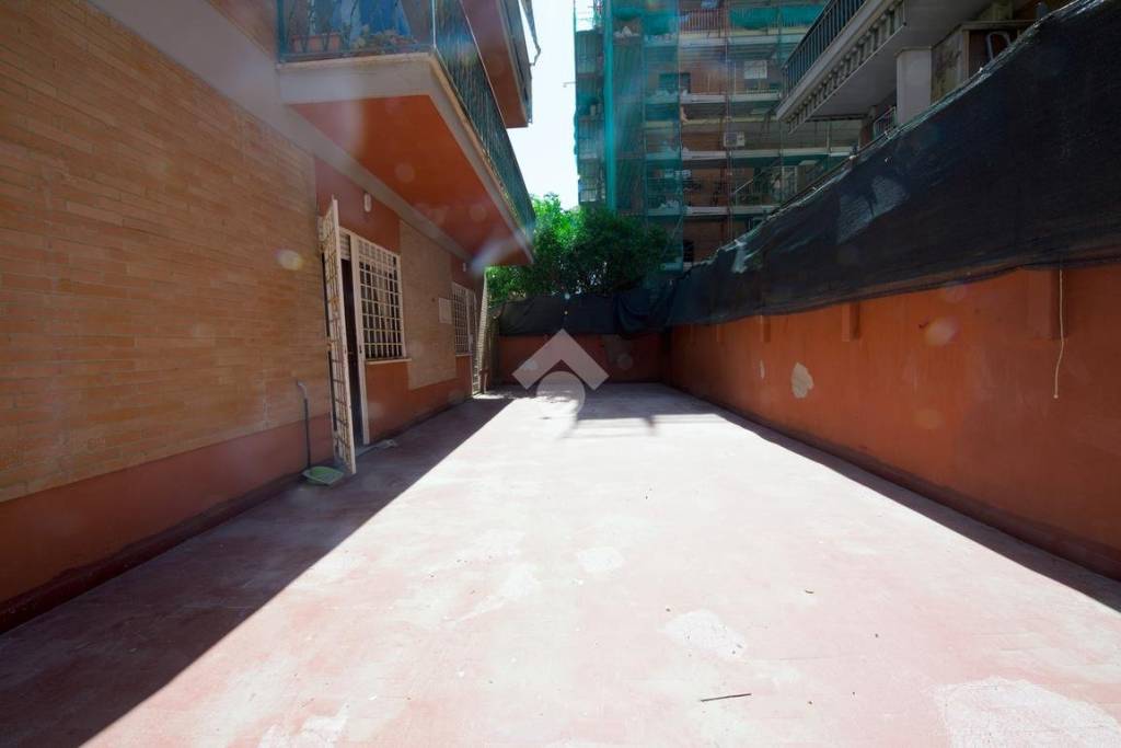 appartamento in vendita a Roma in zona Ostia Antica