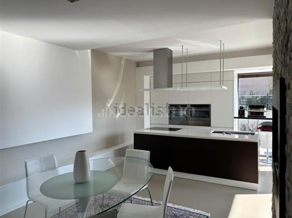 casa indipendente in vendita a Roma in zona Mezzocammino