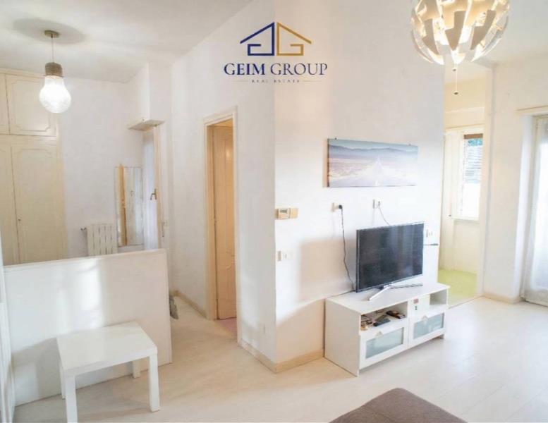 appartamento in vendita a Roma in zona Tomba di Nerone