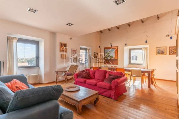 appartamento in vendita a Roma in zona Esquilino