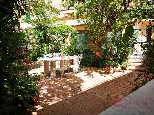 appartamento in vendita a Roma in zona Centro Storico