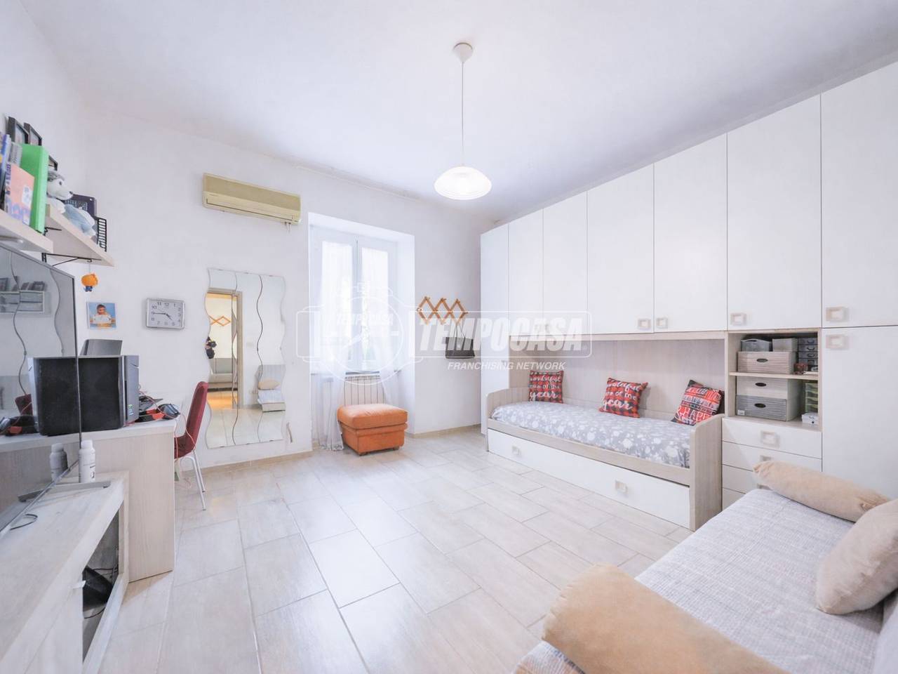 appartamento in vendita a Roma in zona Prenestino-Centocelle