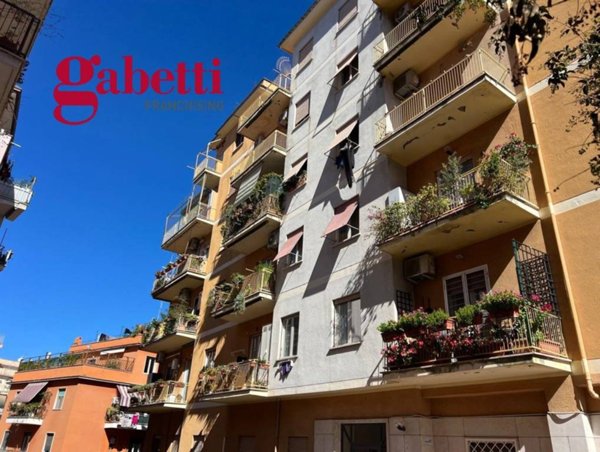 appartamento in vendita a Roma in zona Gianicolense