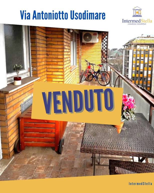 appartamento in vendita a Roma in zona Ostiense