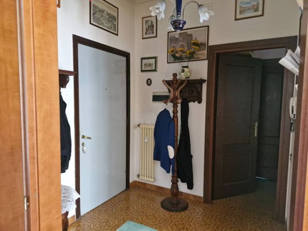 appartamento in vendita a Roma in zona EUR