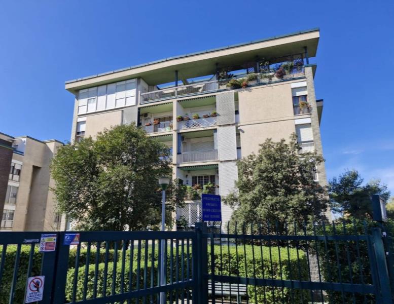 appartamento in vendita a Roma in zona EUR