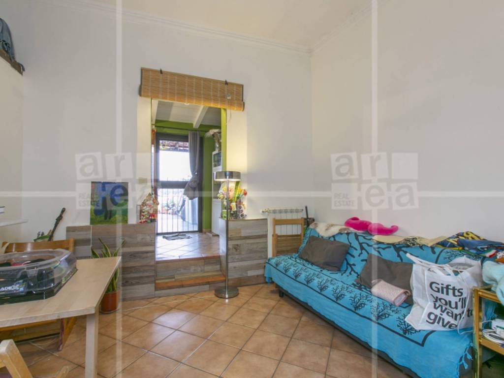 casa indipendente in vendita a Roma in zona Tuscolano