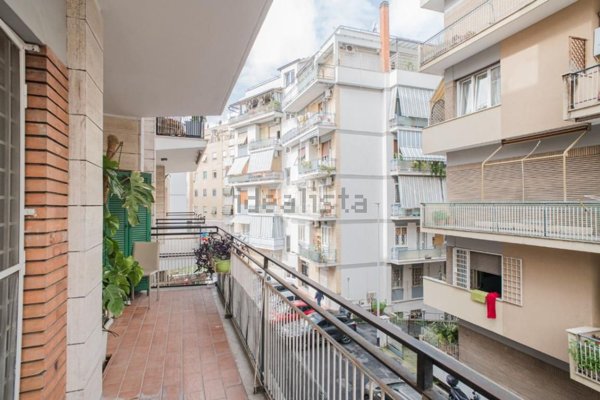 appartamento in vendita a Roma in zona Gianicolense