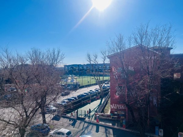 appartamento in vendita a Roma in zona Appio Claudio