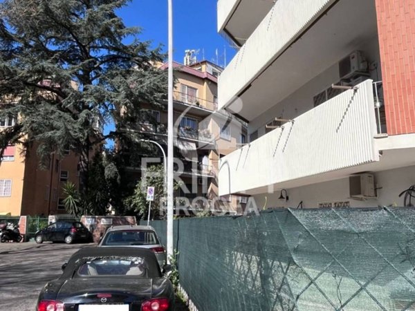 appartamento in vendita a Roma in zona Monte Sacro/Talenti