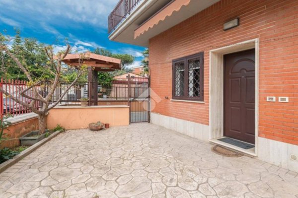 appartamento in vendita a Roma in zona Dragona/Bagnoletto