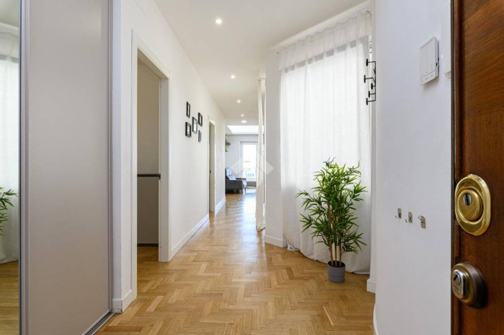 appartamento in vendita a Roma in zona Aurelio