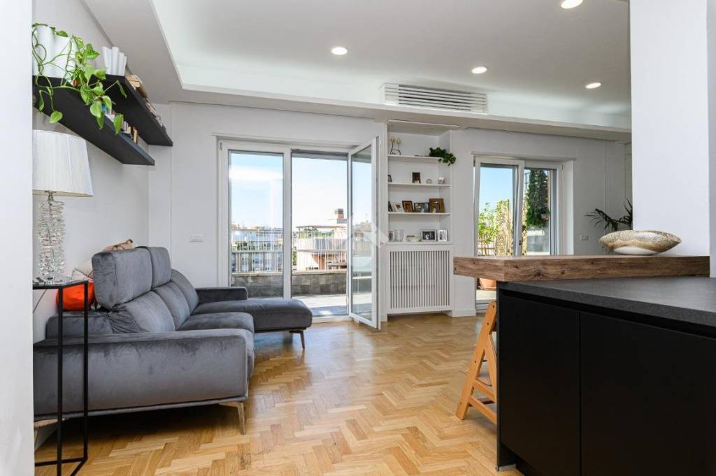 appartamento in vendita a Roma in zona Aurelio