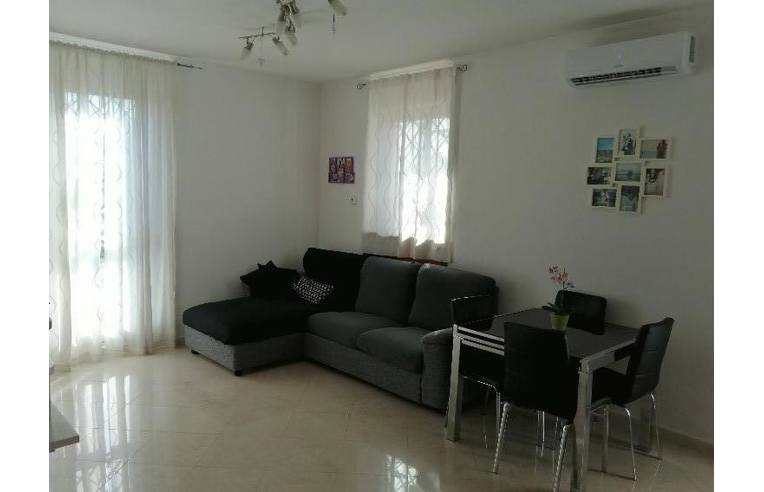 appartamento in vendita a Roma in zona Torre Gaia