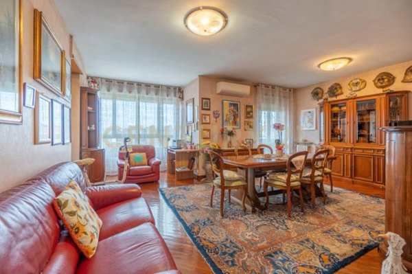 appartamento in vendita a Roma in zona Spinaceto