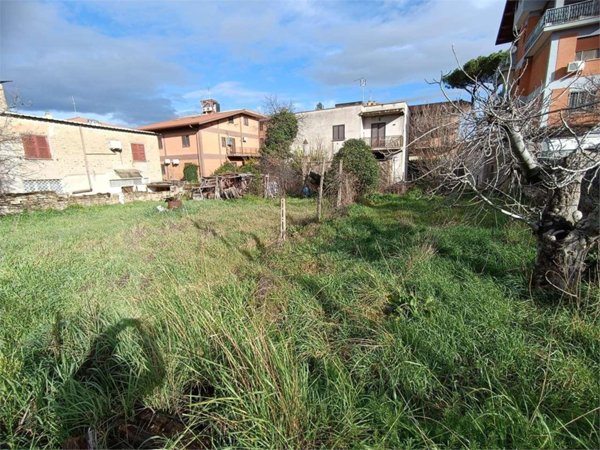terreno agricolo in vendita a Roma in zona Finocchio