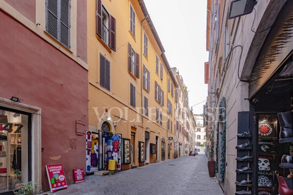 appartamento in vendita a Roma in zona Campo Marzio