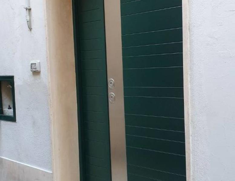 locale commerciale in vendita a Roma