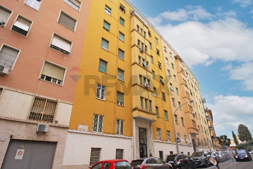 appartamento in vendita a Roma in zona Tuscolano