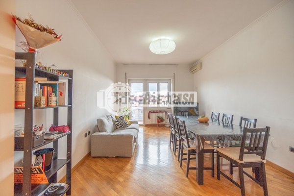 appartamento in vendita a Roma in zona Tuscolano