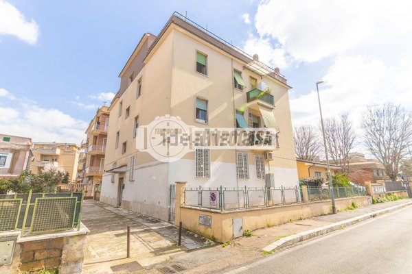 appartamento in vendita a Roma in zona Ponte Mammolo
