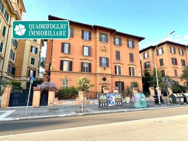 appartamento in vendita a Roma in zona Tuscolano