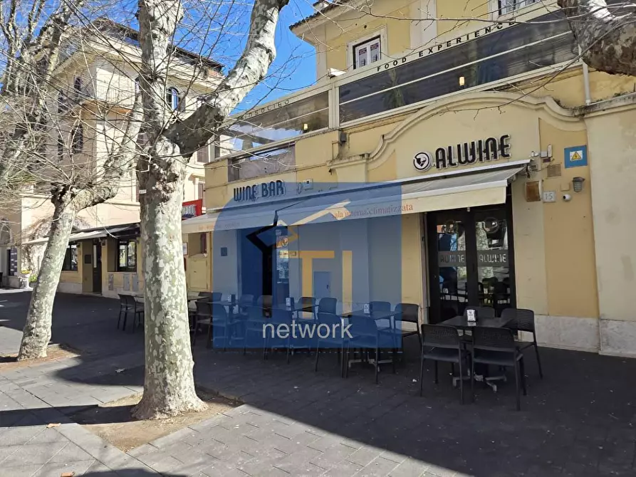 negozio in vendita a Roma in zona Ostia