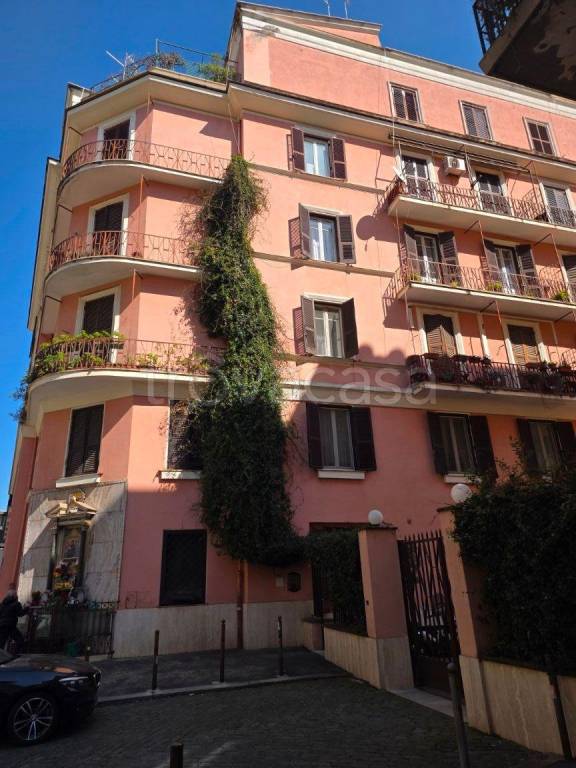 appartamento in vendita a Roma in zona Parioli