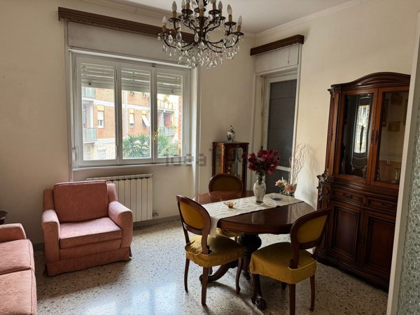 appartamento in vendita a Roma in zona Torre Spaccata