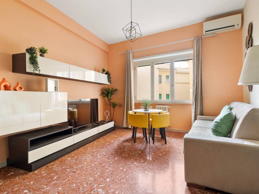 appartamento in vendita a Roma in zona Gianicolense