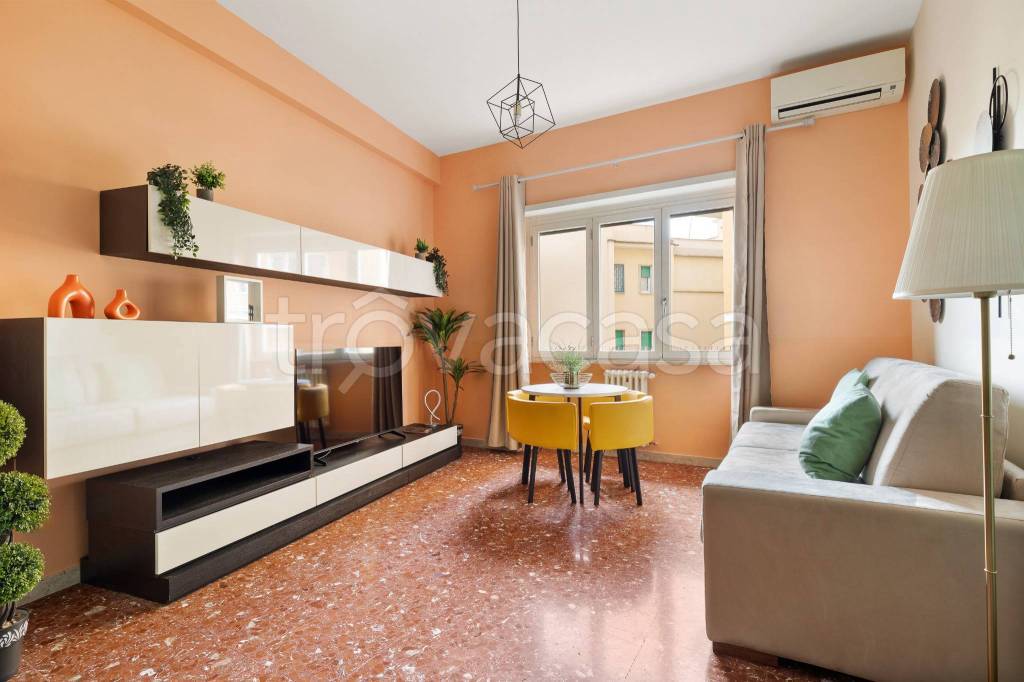 appartamento in vendita a Roma in zona Gianicolense