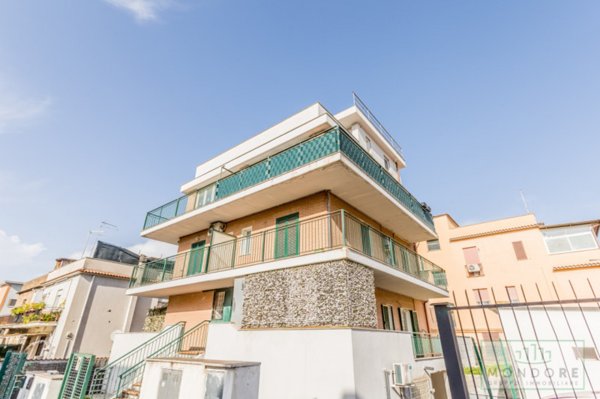 appartamento in vendita a Roma in zona Acilia