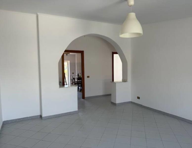 appartamento in vendita a Roma in zona Castel di Leva