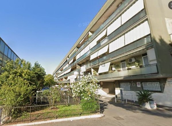 appartamento in vendita a Roma in zona Tor Bella Monaca