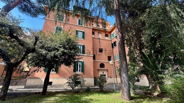 appartamento in vendita a Roma in zona Nomentano
