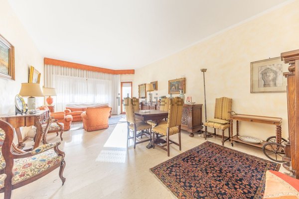 appartamento in vendita a Roma in zona Ostia