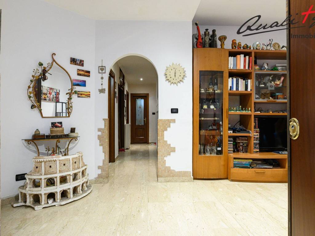 appartamento in vendita a Roma in zona Torre Maura