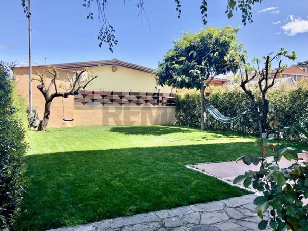 appartamento in vendita a Roma in zona Casal Palocco