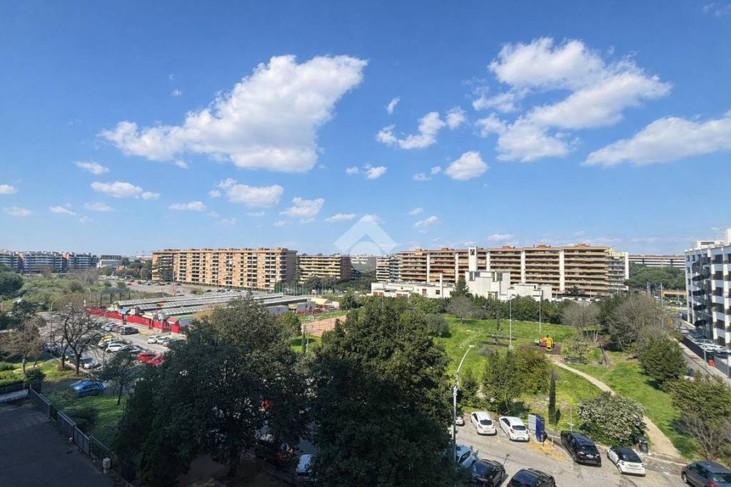 appartamento in vendita a Roma in zona Cinecittà