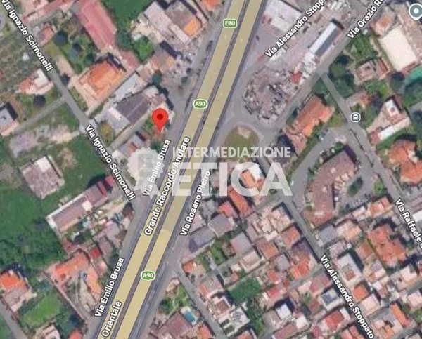 appartamento in vendita a Roma in zona Osteria del Curato