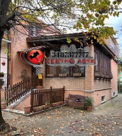 appartamento in vendita a Roma in zona Casal Morena