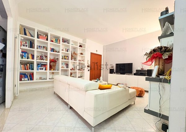 appartamento in vendita a Roma in zona Ostia